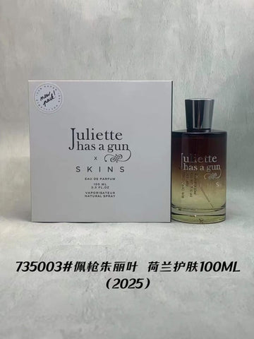735003# Juliet with a Gun - Dutch Skincare - 100ML