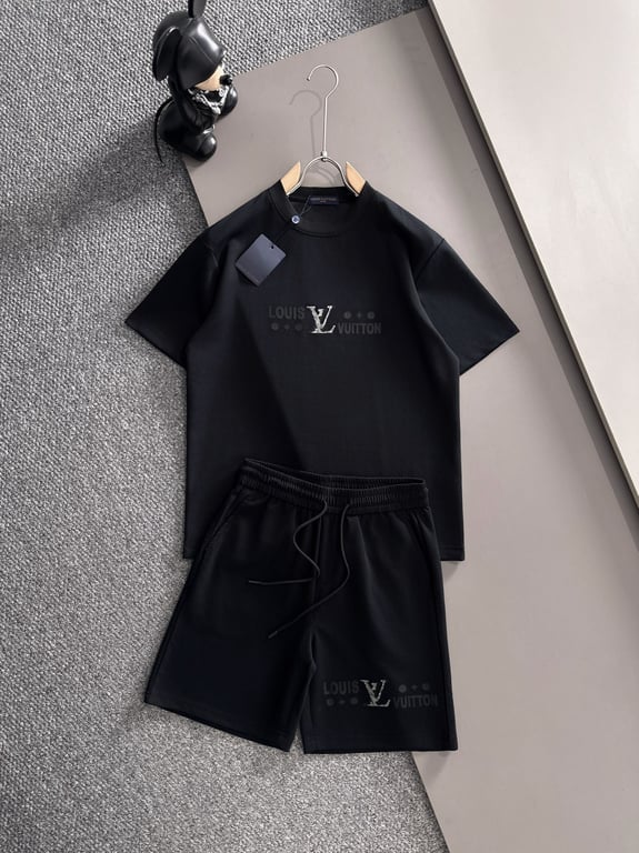 Louis Vuitton Spring/Summer New Casual Short-Sleeve Shorts Set
