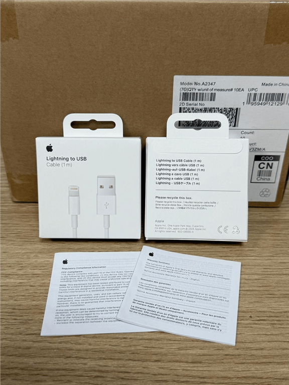 B to lightning 1M / A1480 
New packagin