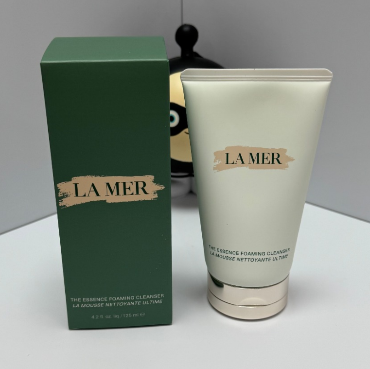 The Essence Foaming Cleanser-125ml