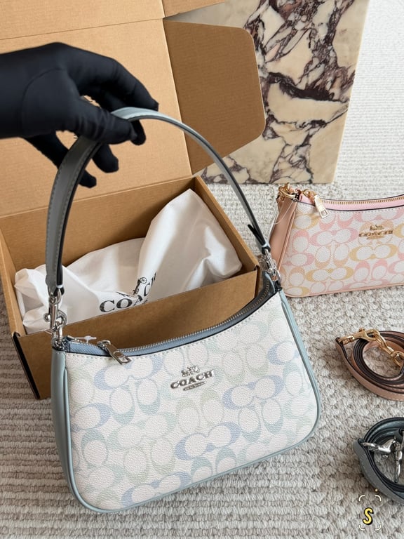Teri Shoulder Bag in Pastel Signature Canvas