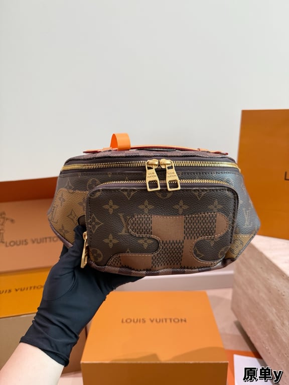 Louis Vuitton S Lock Waist Bag