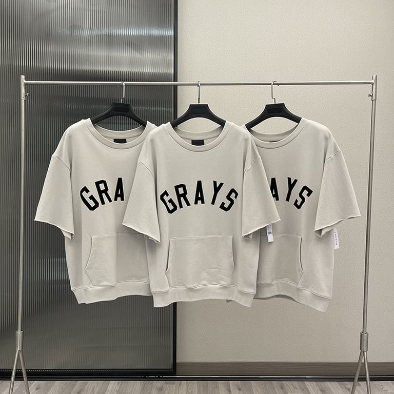 Fear of God Season 7 "GRAYS" Short-Sleeve Sweatshirt