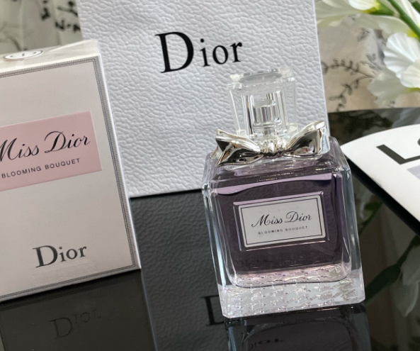 Miss Dior 
 Eau De Toilett- 100ml