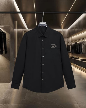 Louis Vuitton classic long-sleeved shirt with embroidered logo on the chest