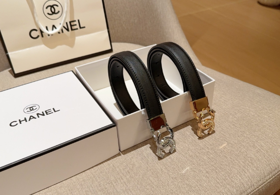 Chanel leather belt