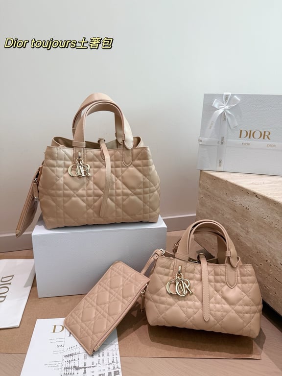 Dior Toujours Tote (Cannage)