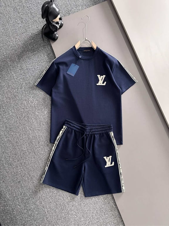 Louis Vuitton Spring/Summer New Casual Short-Sleeve Shorts Set
