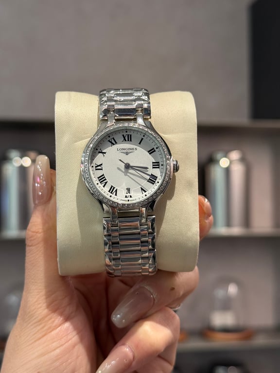 Longines | New Longines Quartz Watch: The Newly Designed Heart Moon Starry Night Collection