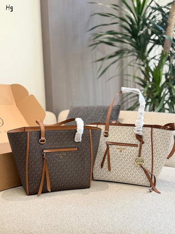Michael Kors Carine Large Tote Bag
