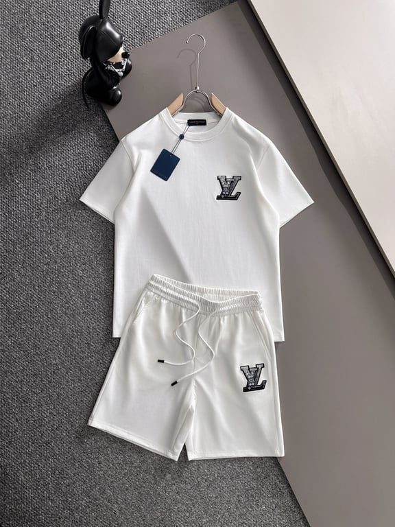 Louis Vuitton Spring/Summer New Casual Short-Sleeve Shorts Set