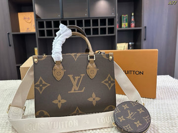 Louis Vuitton OnTheGo PM (Monogram Giant)
