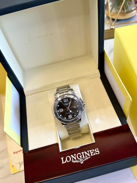 Longines Conquest