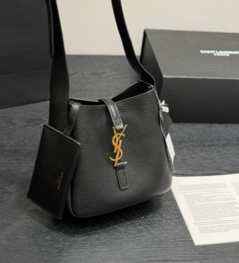 YSL Saint Laurent leather hobo bucket bag/underarm bag