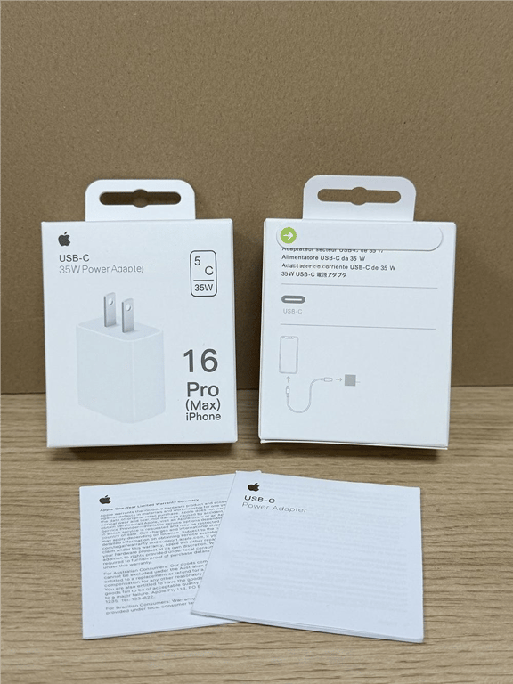 B-C 35W Power Adapter