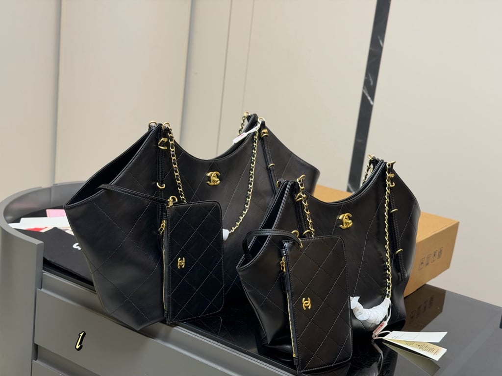 Chanel oversized shopping bag