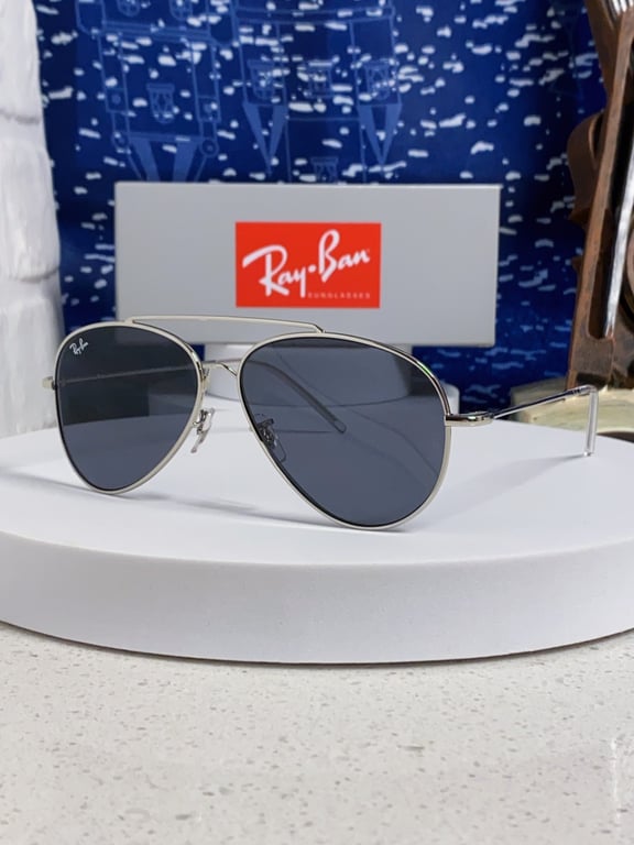 Ray-Ban RB3025 Classic Aviator Sunglasses