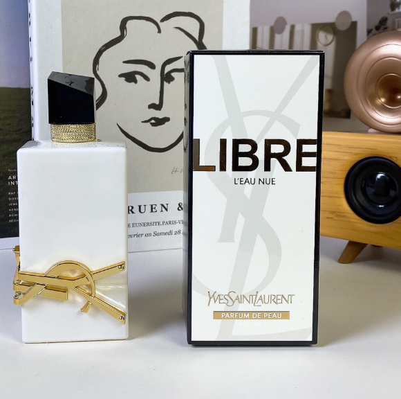 Libre L'EAU NUE
PARFUM DE PEAU-90ml